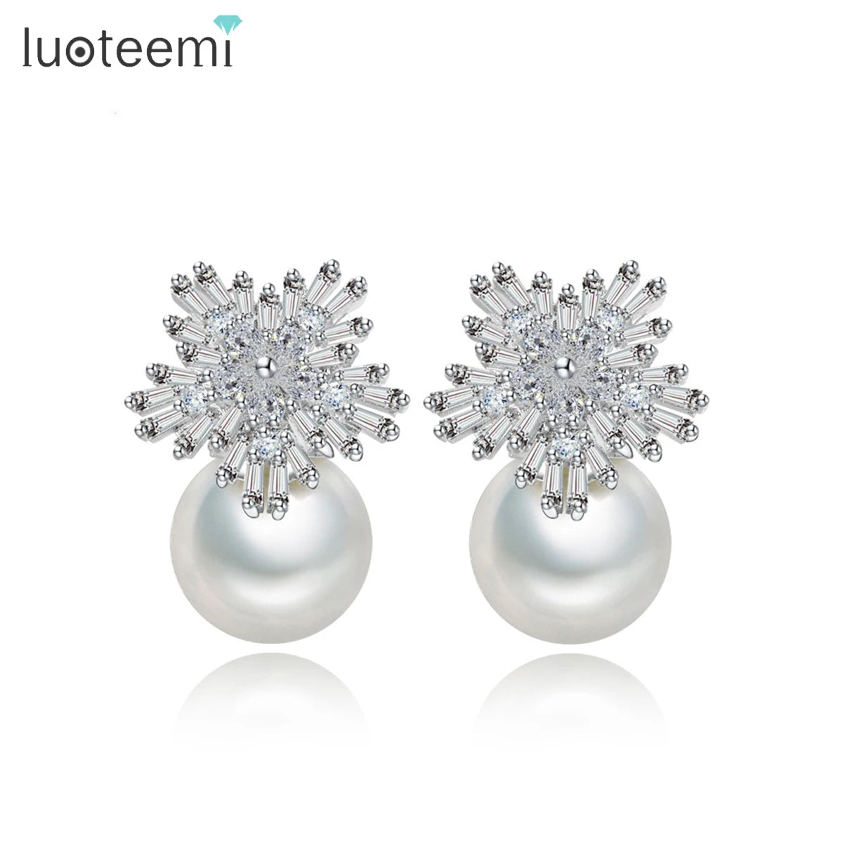 LUOTEEMI Wholesale Women Charming Artificial Cheap Vintage Statement Engagement Gift Pearl Snowflake Cool Stud Earrings