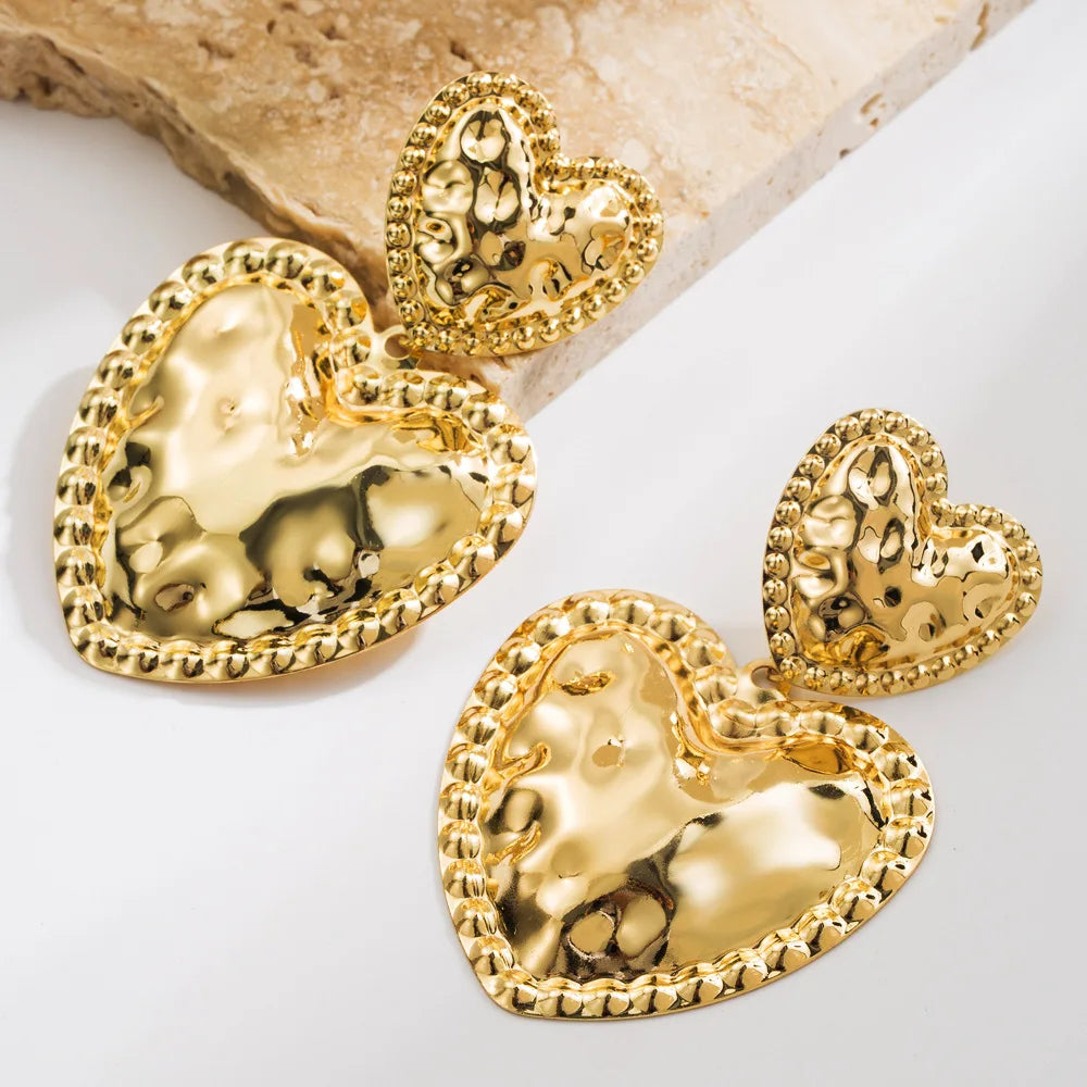 KAIMEI 2025 New Arrival Fashion Jewelry Geometric U-shaped Water Droplet Heart-shaped Earrings for Women Heart Dangle Earrings