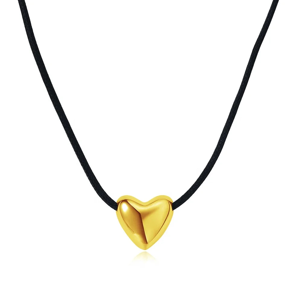2024 New Black Rope Choker Brass Electroplated 18k Gold Glossy Heart Necklace Universal Jewelry Logo Customization
