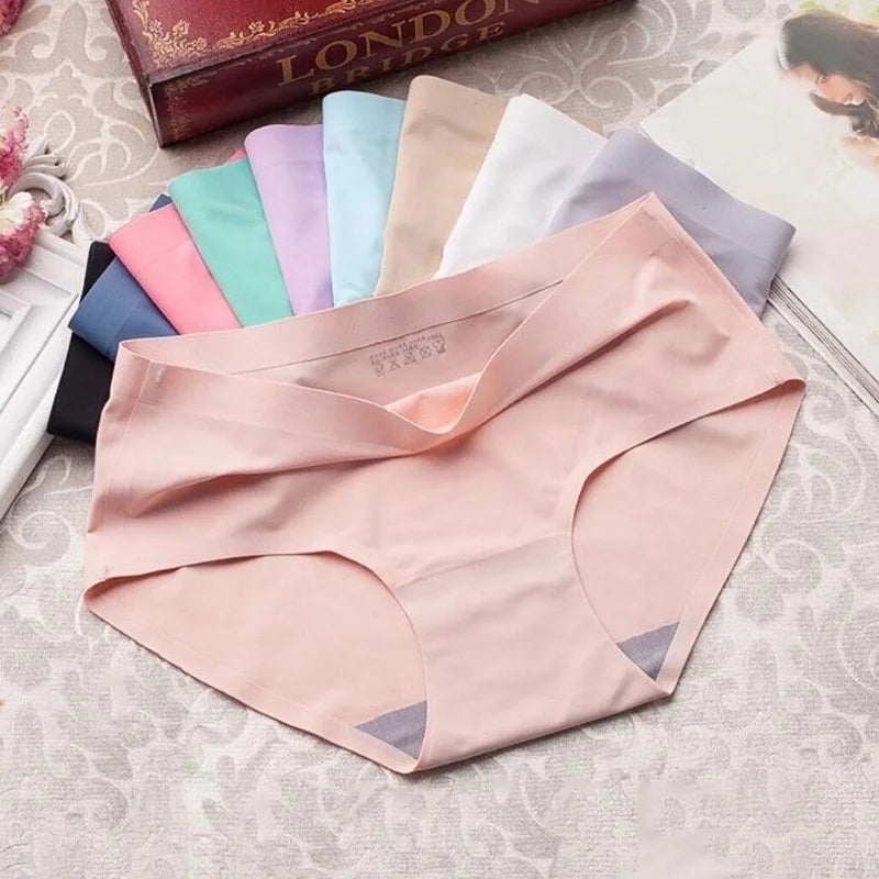 2025 Wholesale Fashion Comfortable Spandex Lace Seamless Silk Lady Underwear Seamless Panties Women'S Underwear