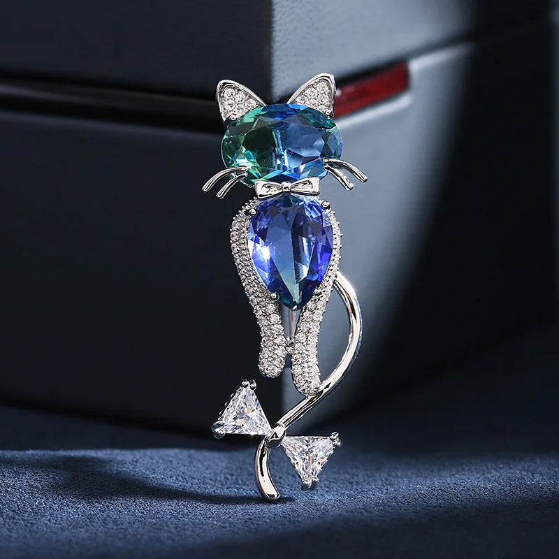 New Designer Personality Brooch Color Crystal Kitten Pin Shirt Sweater Suit Accessories Women's Brooch
