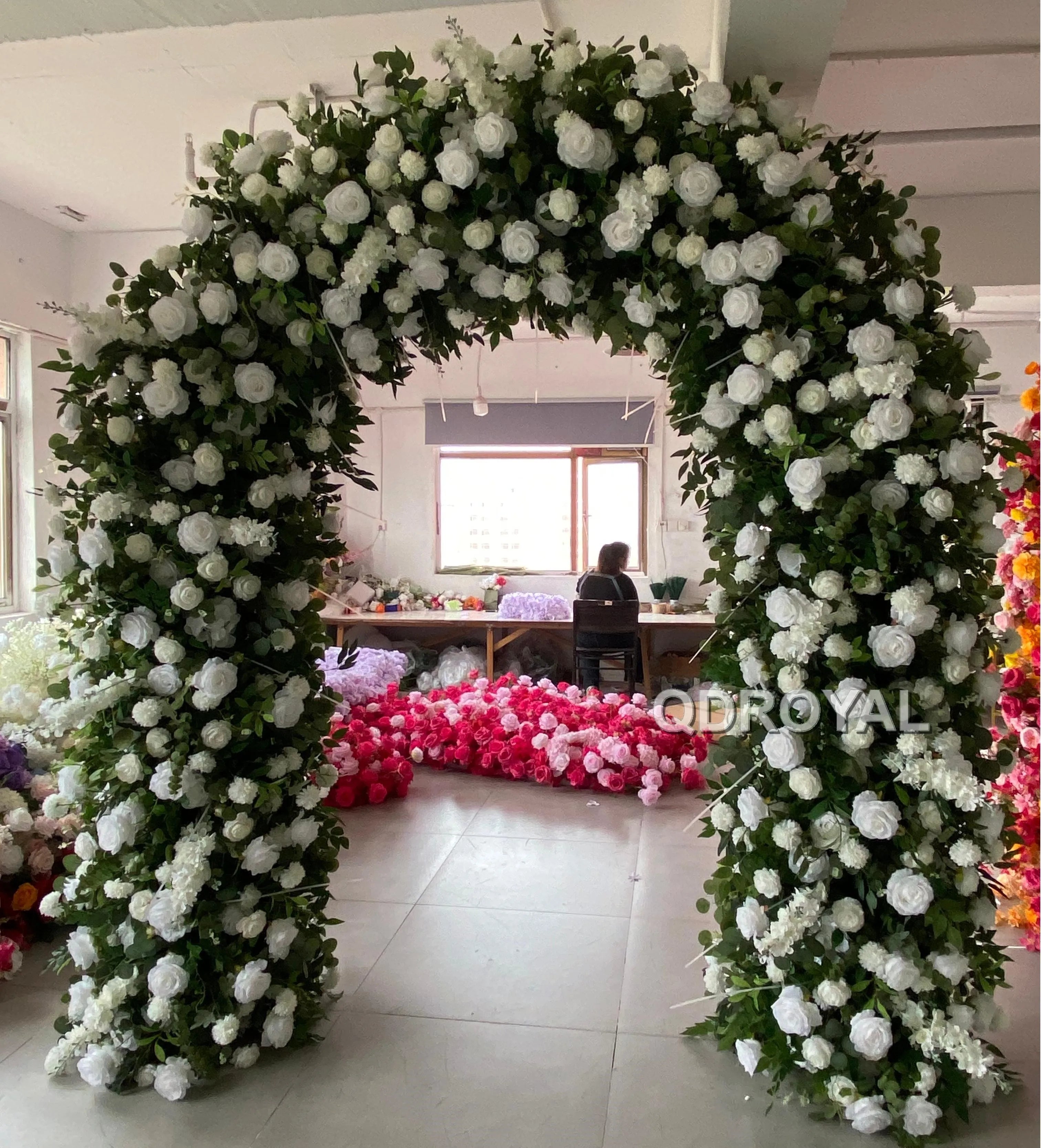Soft Artificial Silk Greenery Roses White Floral Arch for Wedding Garden Backdrop Christmas Ceremonies Event Business Birthday