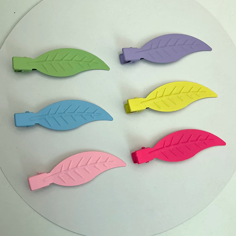 2cm*6.5cm Colorful Embossed Leaf Traceless Hair Clips Single Prong Metal Alligator Hairpin Barrettes for Girls Hair Accessories