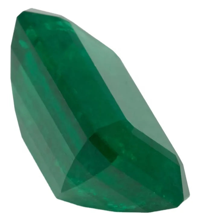 High-quality Synthetic Sapphires in Emerald Green Ideal for Emerald-cut Rings and Necklaces Providing Raw Gemstones