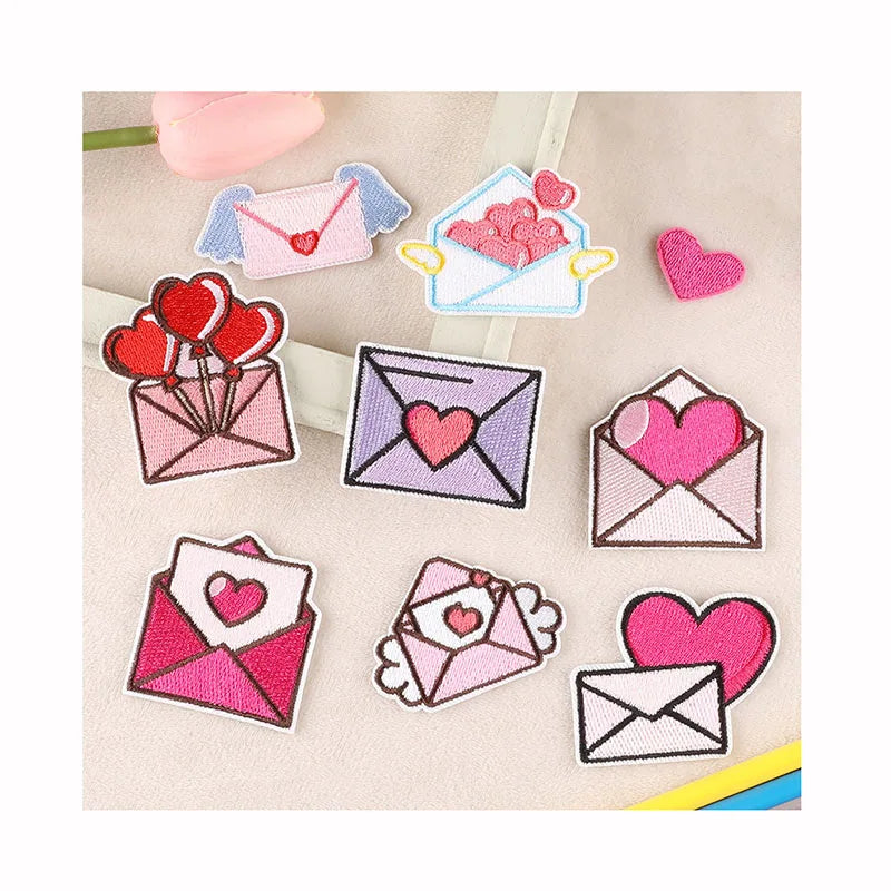 Hot Melt Adhesive Iron on Valentine's Day Envelope Heart Embroidered Patch for Hats Clothing Jeans Decoration Garment Patches