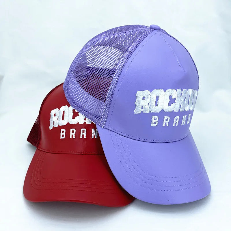 New Design 5 Panel Custom 3D Embroidery Logo PU Leather Mesh Gorras Trucker Cap Running