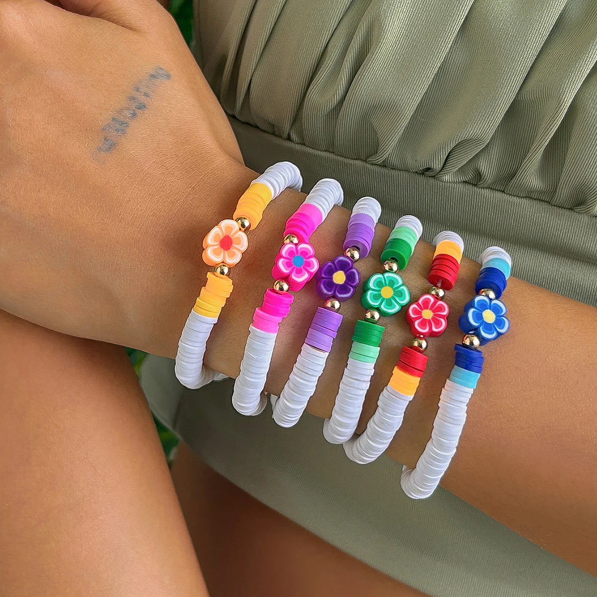 Bohemian Colorful Polymer Clay Beads Flower Starfish Bracelets Set for Women Fashion Ladies Summer Wear Accessories Jewelry Gift