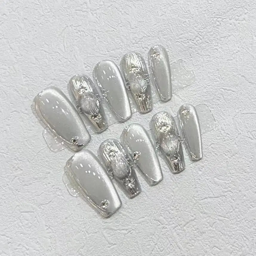 100% Handmade Silver Reusable Press-On Nails Almond Coffin Nail Art Hand-Drawn Cat Eye Gel Metal Flowers ABS False Artificial