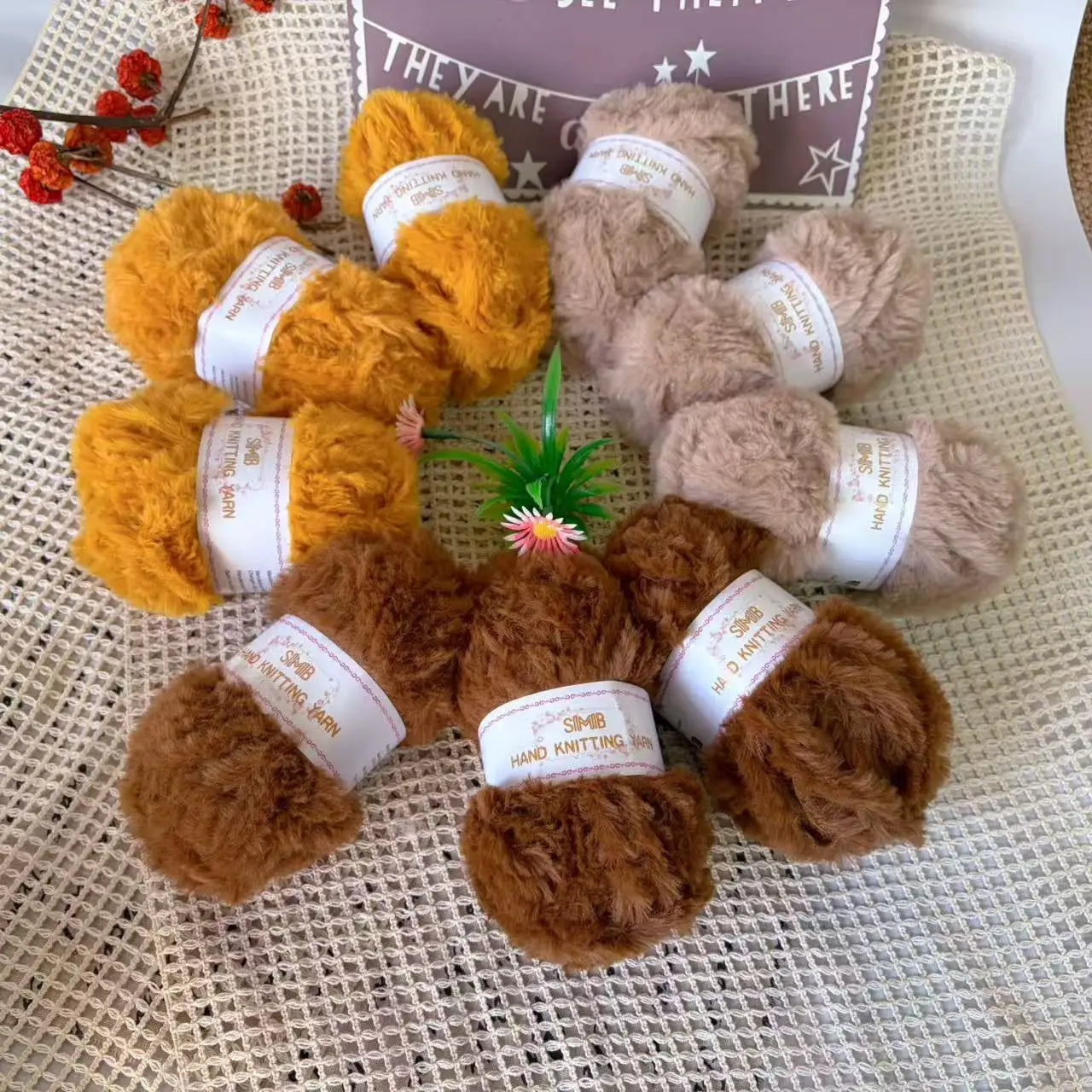 Wholesale Fancy Chunky Crochet 100% Polyester Soft Fur Yarn for Knitting