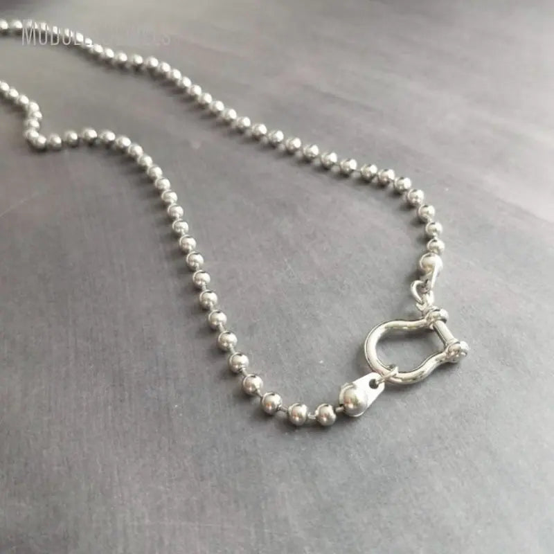 NM45641 Horseshoe Shackle Screw Clasp Ball Chain Silver Plated Necklace Simple Minimal Minimalist Jewelry