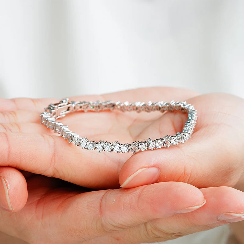 Starsgem Confetti Bracelet 10k Gold Multi-Shaped Fashionable Classic Bracelet Popular Design for Men and Women.