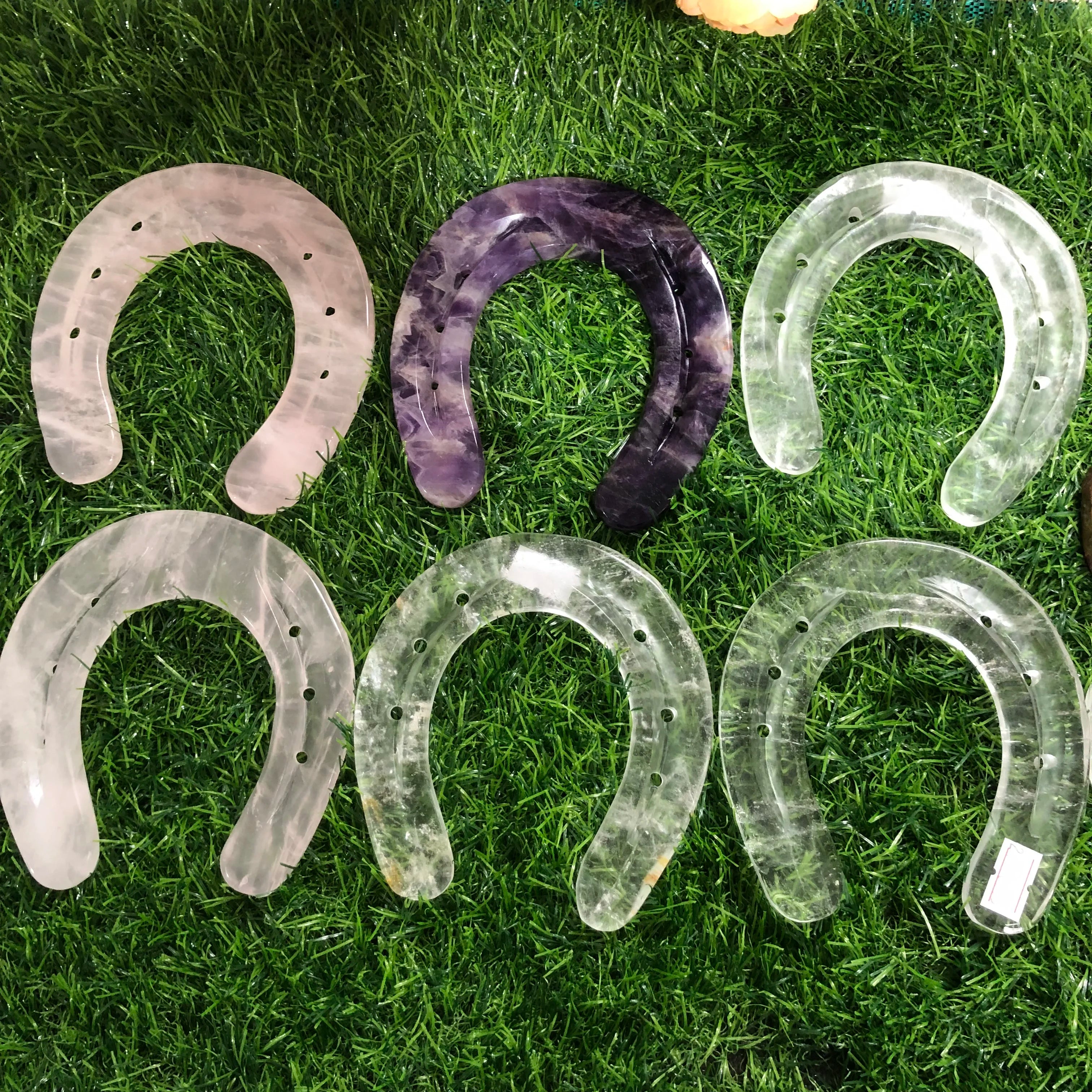 Factory Custom Wholesale Natural Crystal Dream Amethyst Clear Quartz Steel Horse Shoes