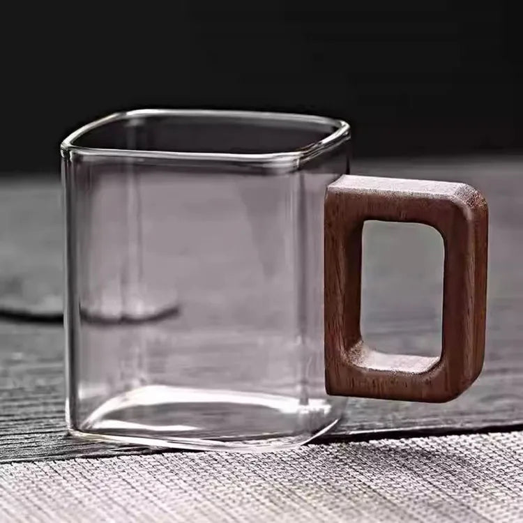 Sustainable ECO Friendly Products BPA Free Handmade Clear Transparent Square High Borosilicate Glass Tea Cups With Wooden Handle