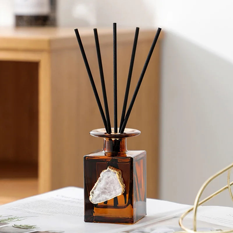 Luxury Eco-Friendly Liquid Reed Diffuser Bottle Set Lavender Scented Essential Oil Bathroom Aromatherapy Hotel Decorative Gift