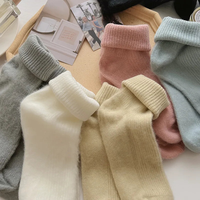 Spring and Autumn Plush Socks Women's Tube Socks Ins Pure Color Thickening Warm Autumn and Winter Japanese Slouch Socks
