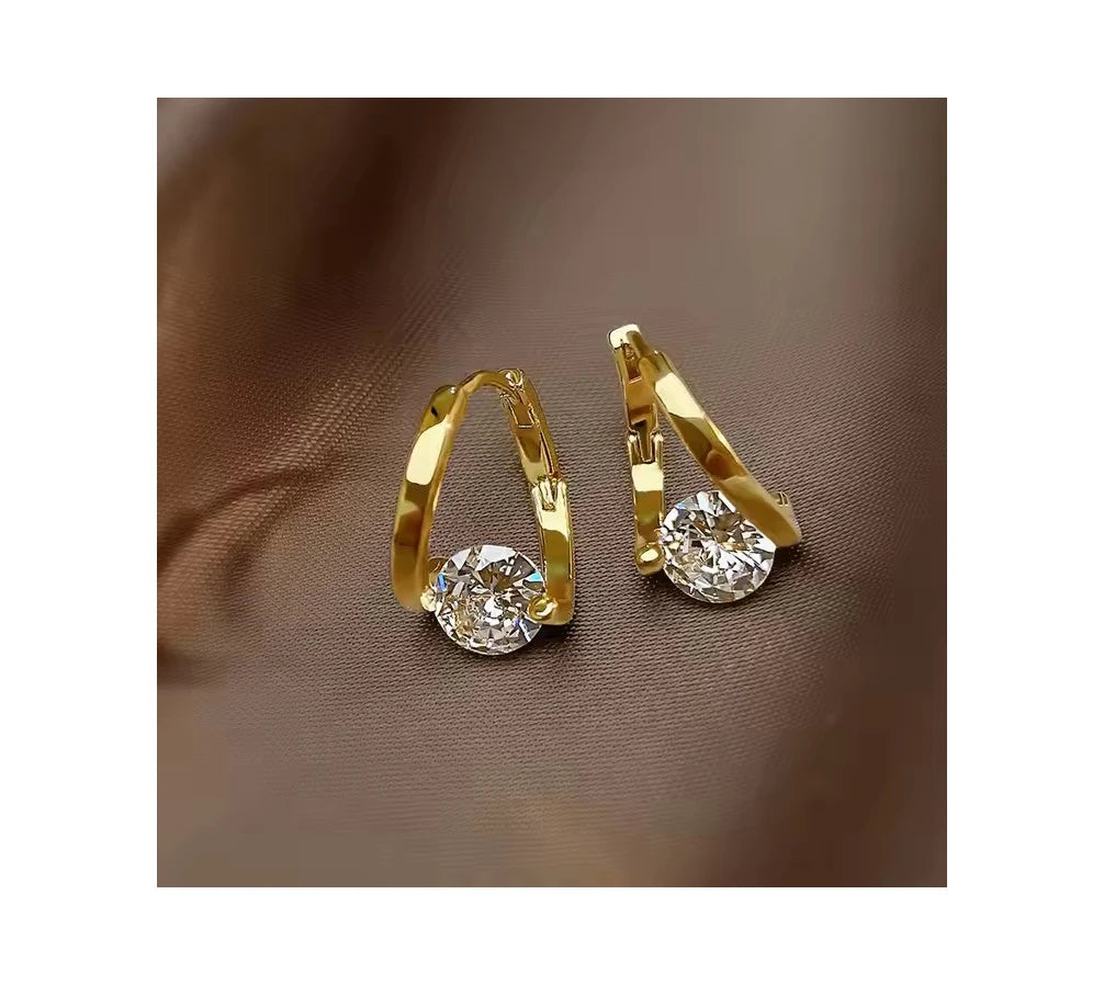 Fashion Irregular Gold Plated Geometric Triangle Huggie Earrings Korean Luxury Crystal Zircon Stud Earrings for Women