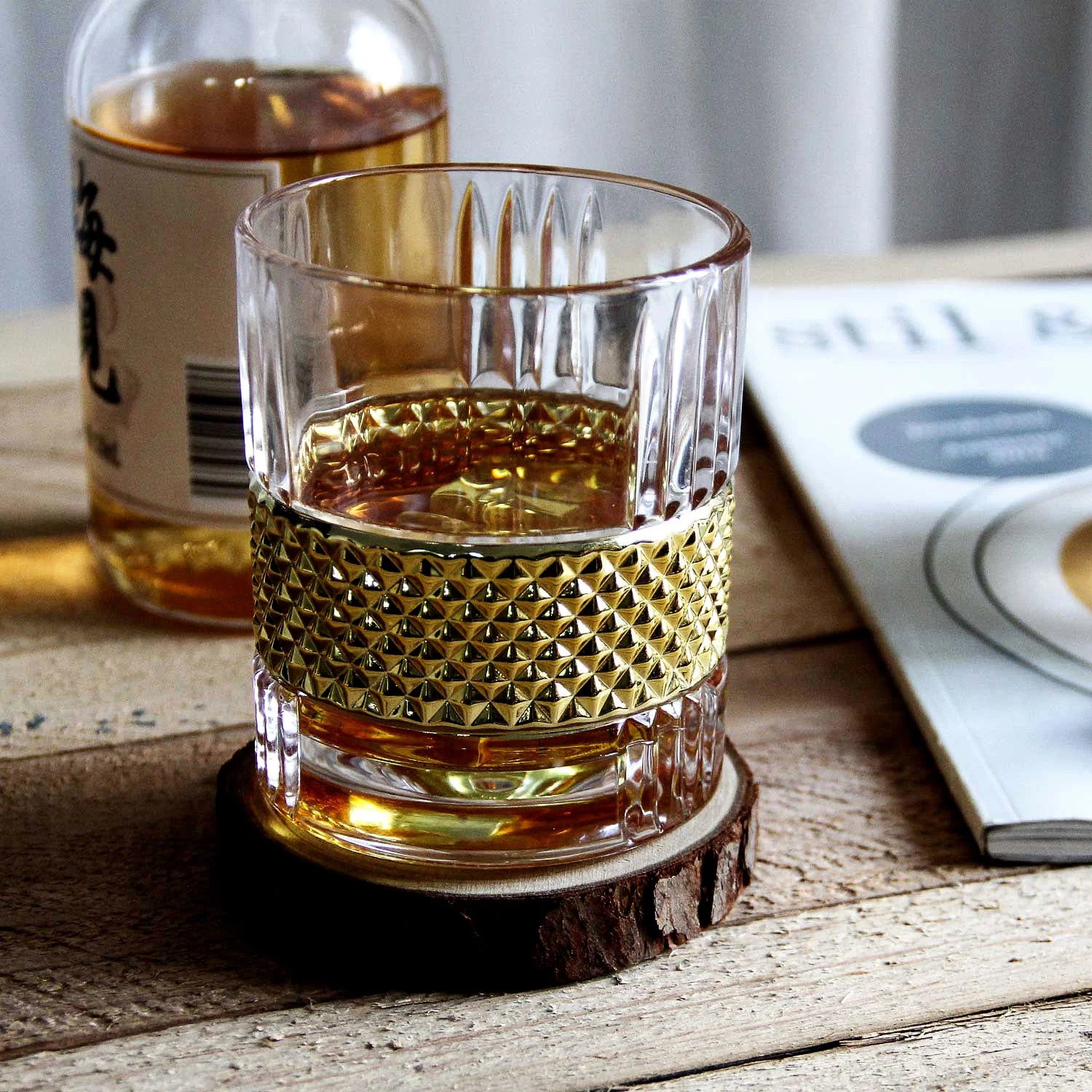 Stock Old Fashion Diamond Vodka Shot Espresso Tequila Whisky Glasses Handmade Gold Rotating Whiskey Glass Cup for Bar Restaurants