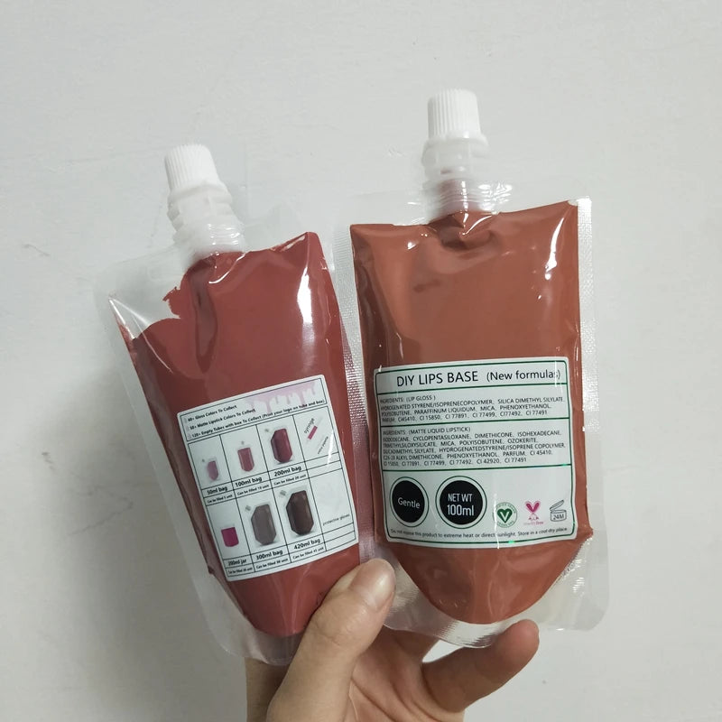Private Label Cosmetic Custom logo Diy Lip Gloss Lipstick Suitable for All Kinds of Occasions Wholesale Lipgloss Gloss Bulk