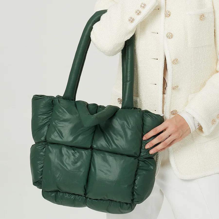 2026 New Fashion Large Winter Down Handbag Luxury Women's Trendy Handbags in Bulk Custom Puffer Tote Bag