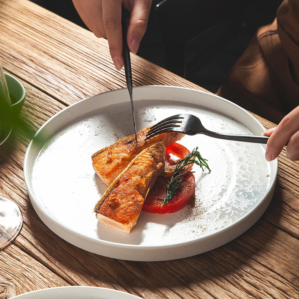 Wholesale Price Round White 10 Inch Speckled Straight Edge Ceramic Flat Dessert Dinning Plate Porcelain Japanese Style