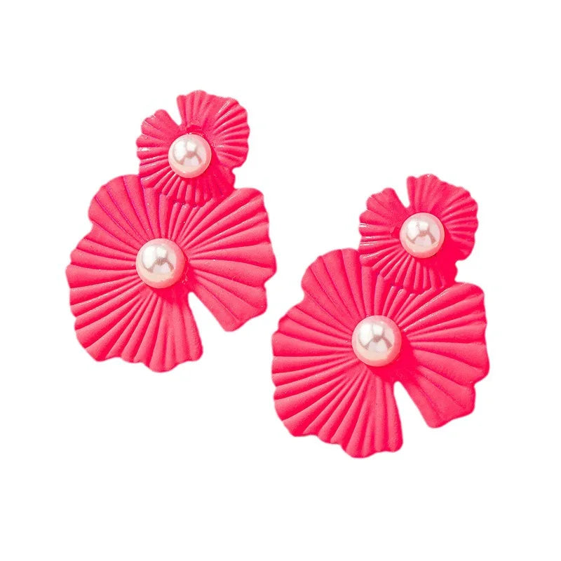 New Gold Color Alloy Red Metal Pearl Flower Stud Earring High-Quality Fashion Jewelry Accessories for Women