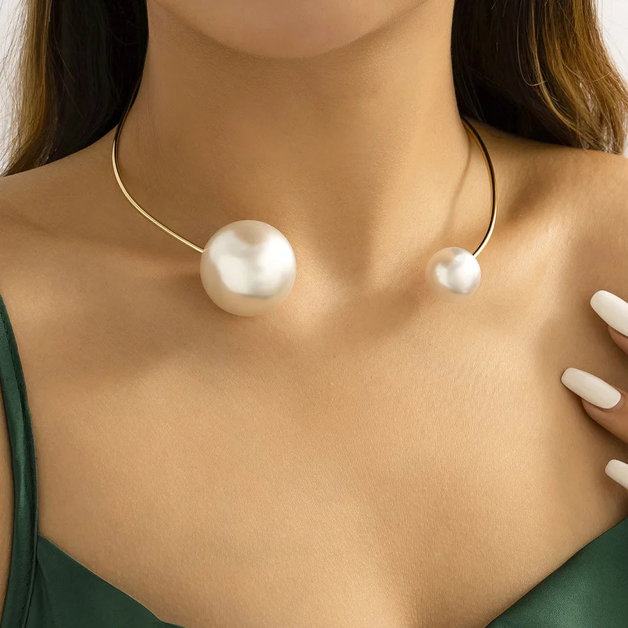 Cold Big Size Imitation Pearl Open Collar Collarbone Chain Niche Design Geometric Round Beads Everything Matching Necklace