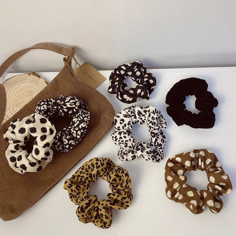 Wholesale French Vintage Dot Scrunchies Black White Striped Intestine Hair Band Accessories for Women Girls