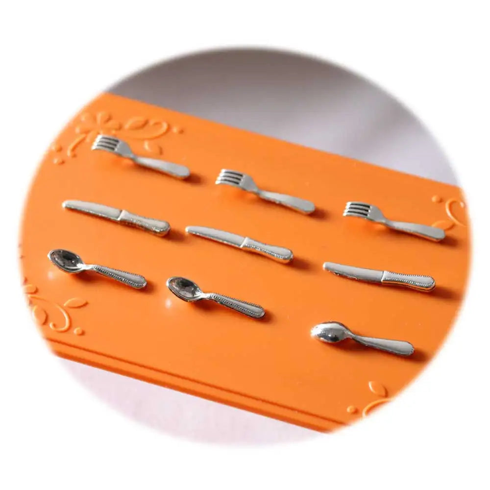 100pcs Dollhouse Miniatures Tableware Mini Cutlery Cheese Knife Fork Spoon Children Toy for Doll House Decor Hotsale