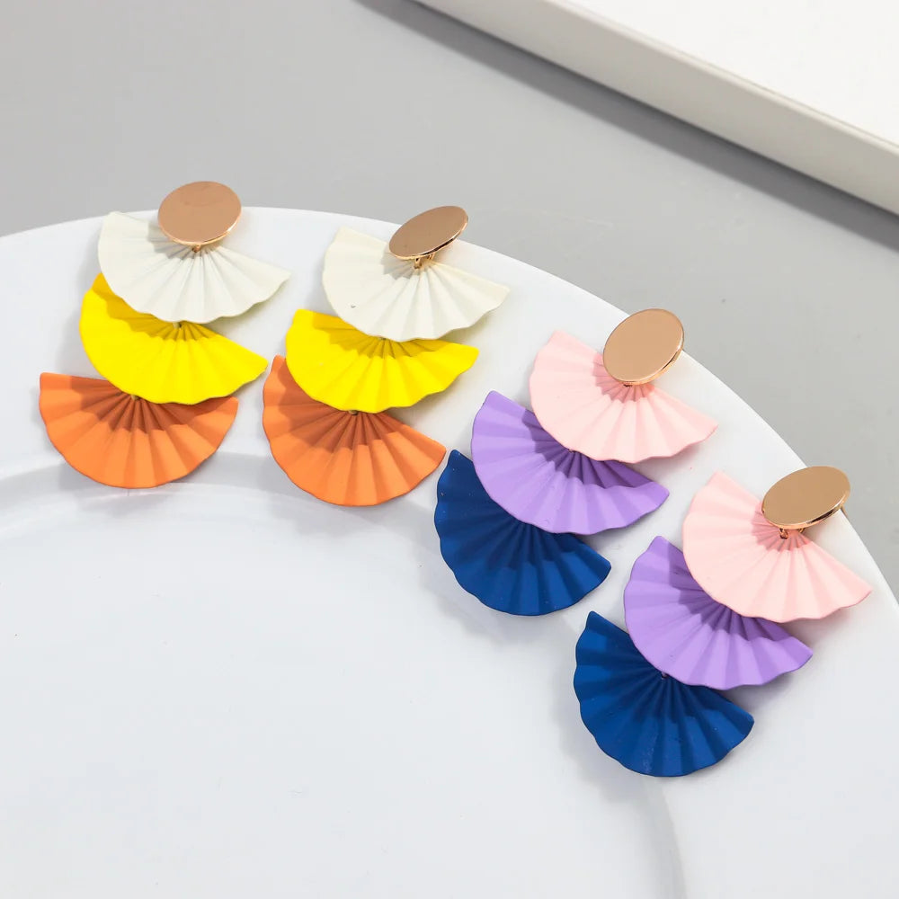 Vintage Candy Color Gradient Creative Scalloped Fringe Geometric Pleats Color Frosted Simple Long Drop Earrings for Women Girls