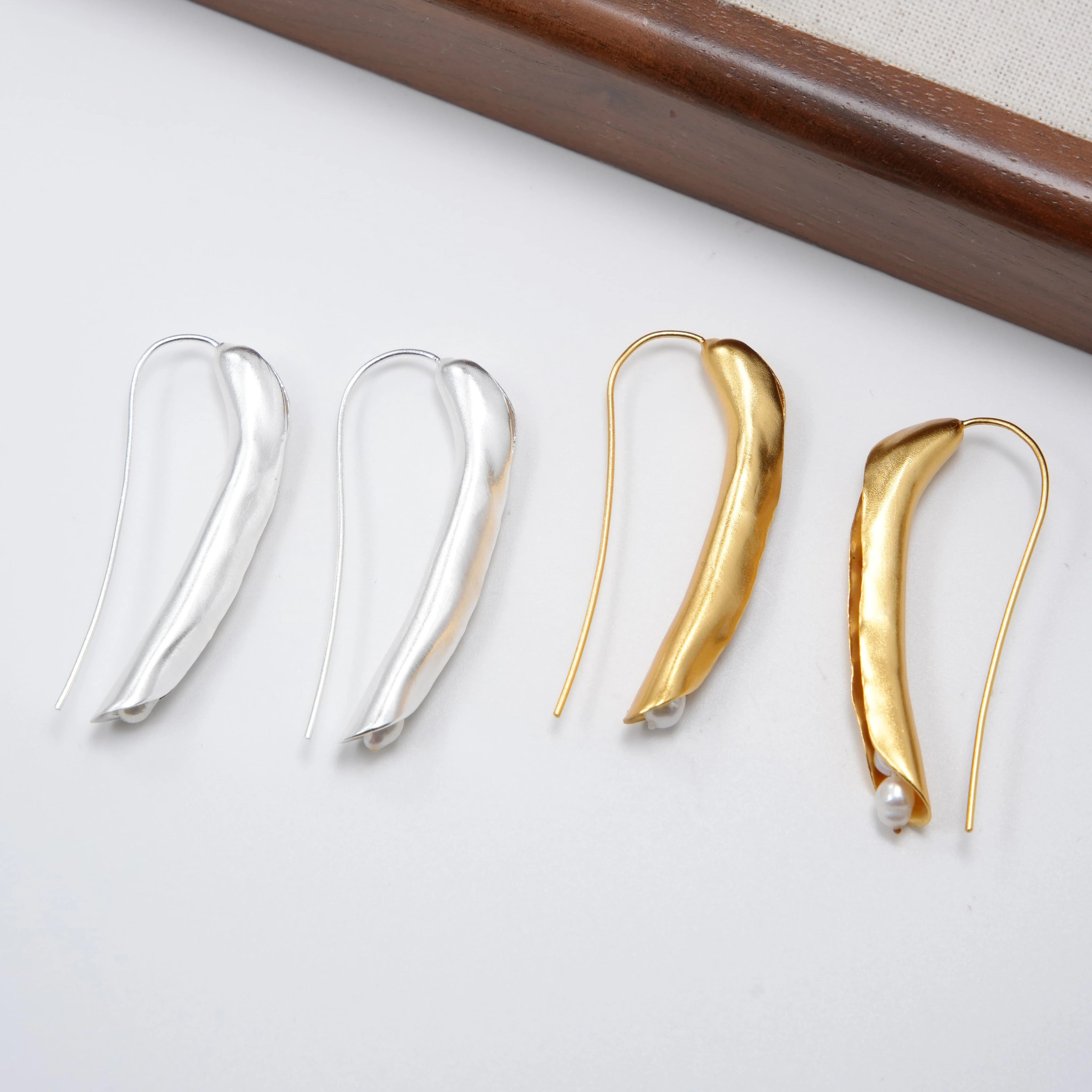 Real Real Gold & Platinum Plated Brass Natural Pearl Pea-Pod Hook Earrings | Vintage Trendy Engagement Jewelry for Women