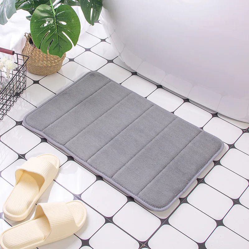 New Thickened Coral Velvet Bath Mat Non-Slip Absorbent Floor Mat for Home Hotel Tufted Jacquard Machine Washable Door Mat Toilet