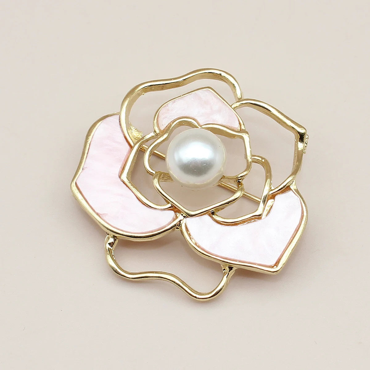 Jachon Luxury Freshwater Pearl Flower Brooches Accessories Pearl Paved Large Beautiful Wedding Women