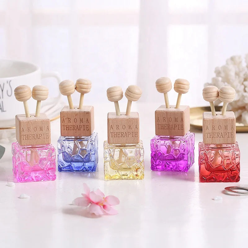 8ml Colored Honeycomb Glass Bottle Car Vent Air Freshener with Ready Red Pink Blue Purple Yellow Colors for Automobile Outlets