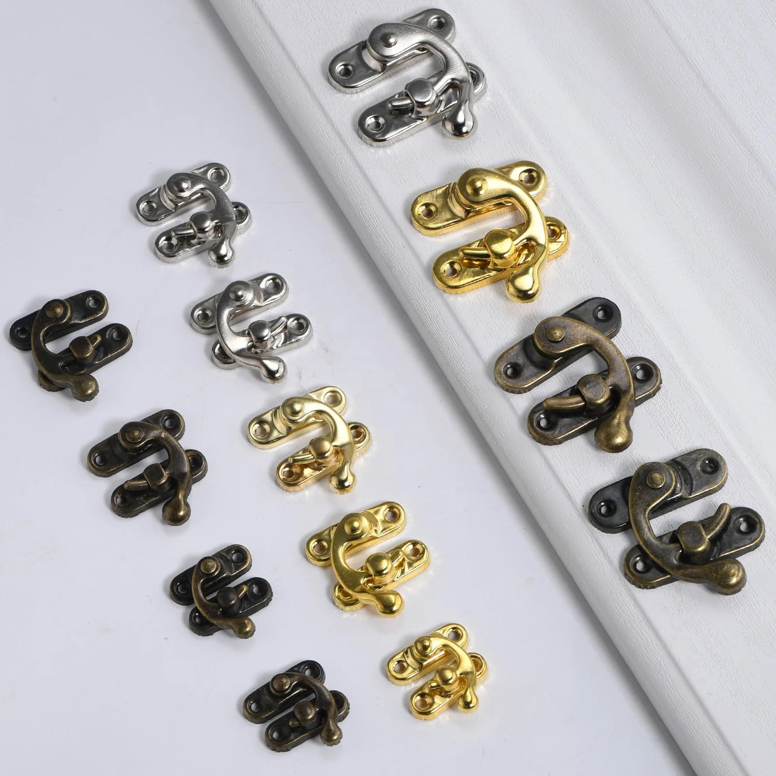 Metal Box Latch Hook Wine Box Buckle Gift Box Clasp Horn Lock Hidden Box Clasp Durable & Eco-Friendly New Chinese Style Elements