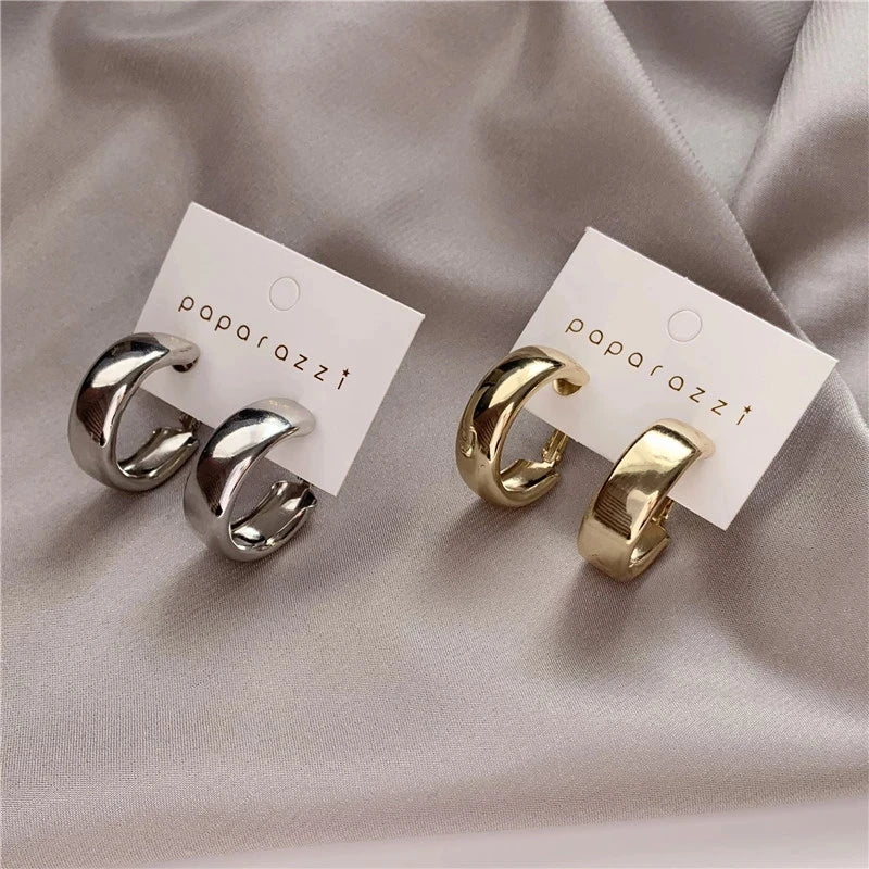 Minimalist Fashion Round Earrings Hoops Earrings  for Women 2025