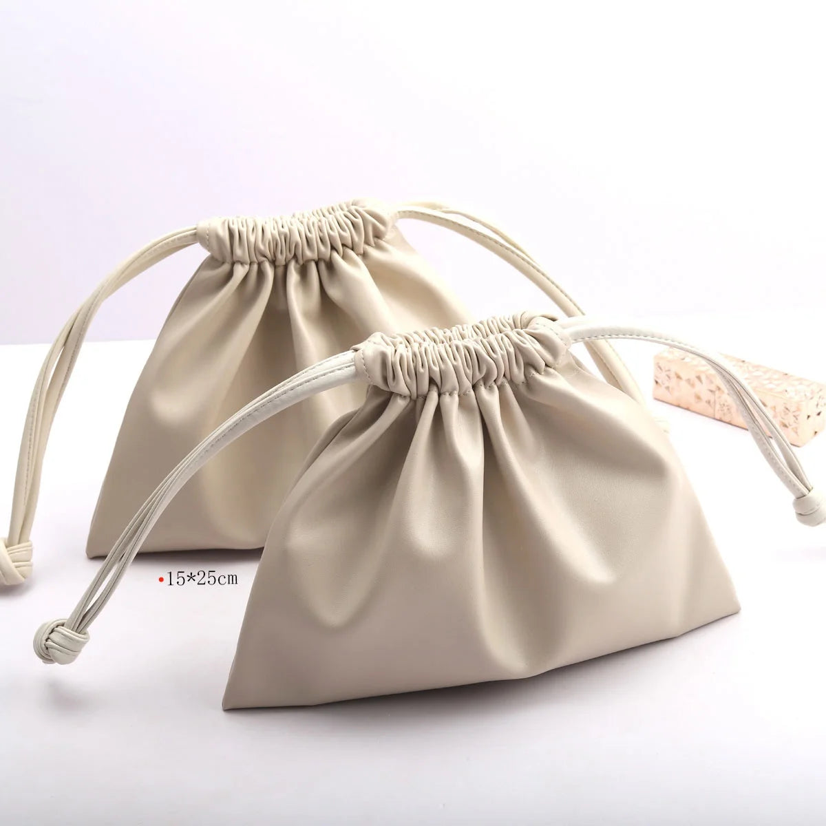 Super Soild Waterproof Pu Leather Drawstring Cosmetic Bag Simplicity Skincare Product Packing Makeup Leather Pouch