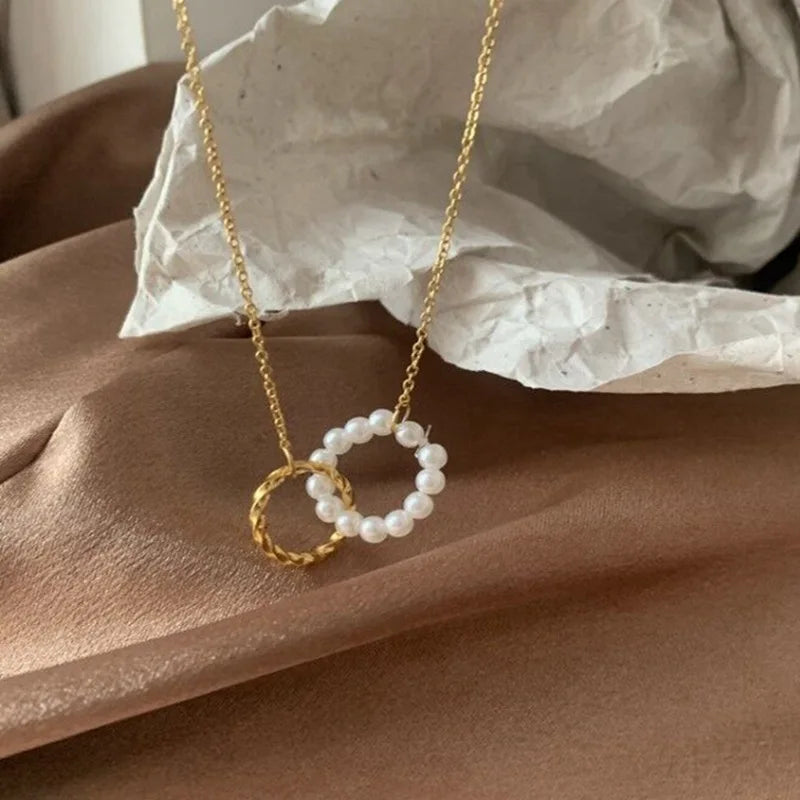Elegant Stainless Steel Gold Plated Twisted Circle Ring Choker Pearl Ring Pendant Love Necklace For Women