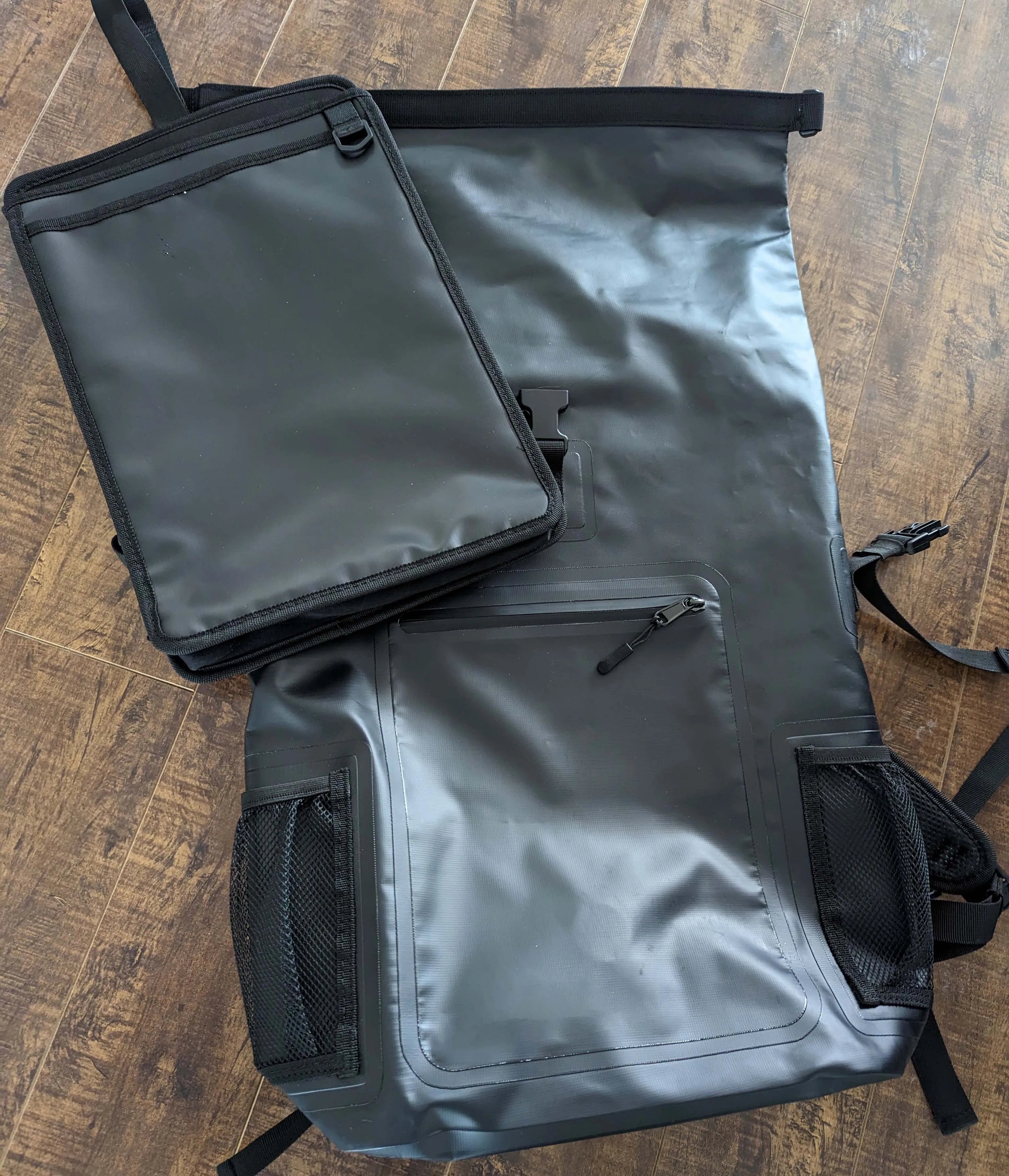 Camping Hiking Waterproof PVC Backpack Foldable Bag in 20L with Laptop Sleeves