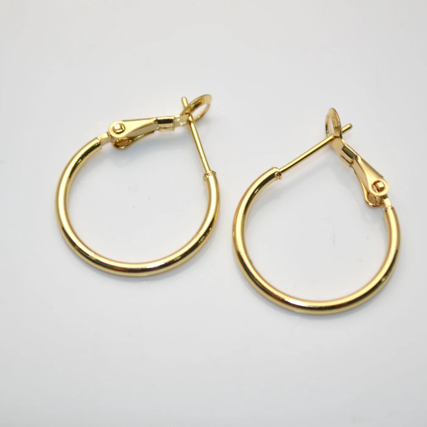 18K Gold Plated Big Size Round Circle Fashion Safety Clasp Hoop Earrings for Women Jewelry