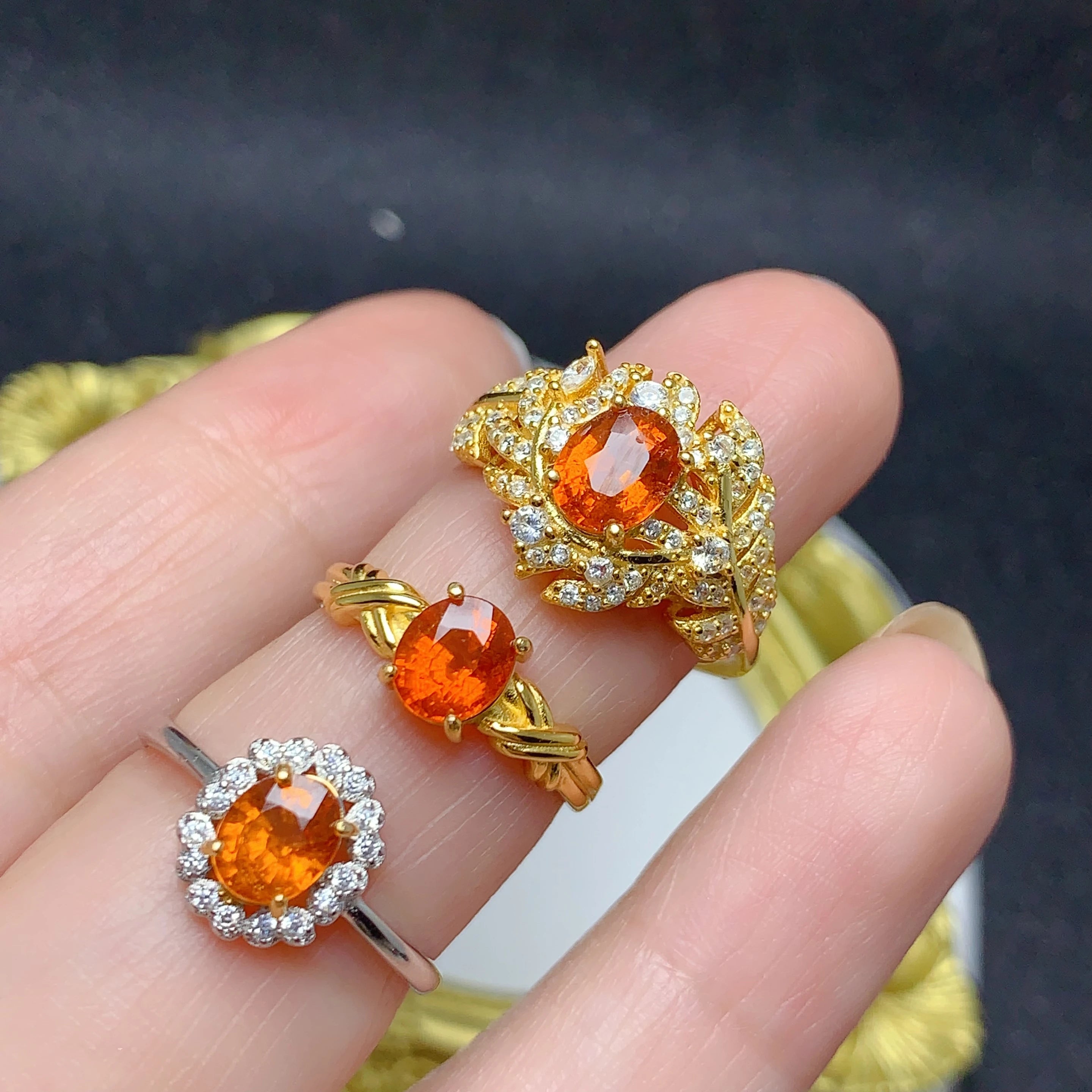 Wholesale New Design 925 Sterling Silver Golden Plating Natural Garnet Chunky Classic Ladies Finger Ring for Wedding & Party