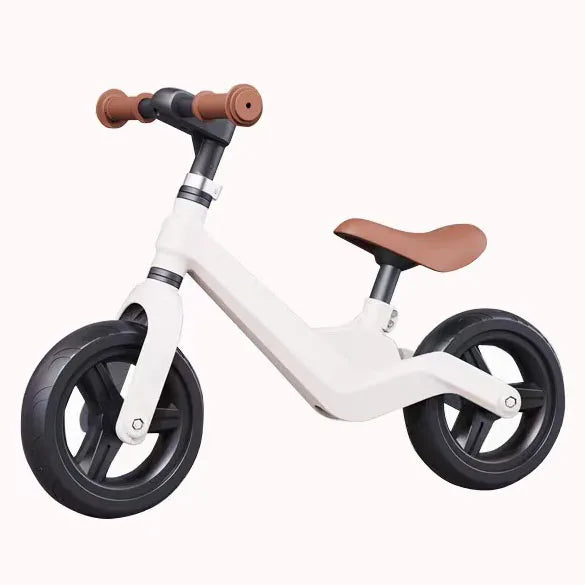 Lightweight Ride on Car Foot Push Mini Baby Balance Bike Light Weight Balancing Scooter Carbon Fibre 2 Wheel Kids Scooter