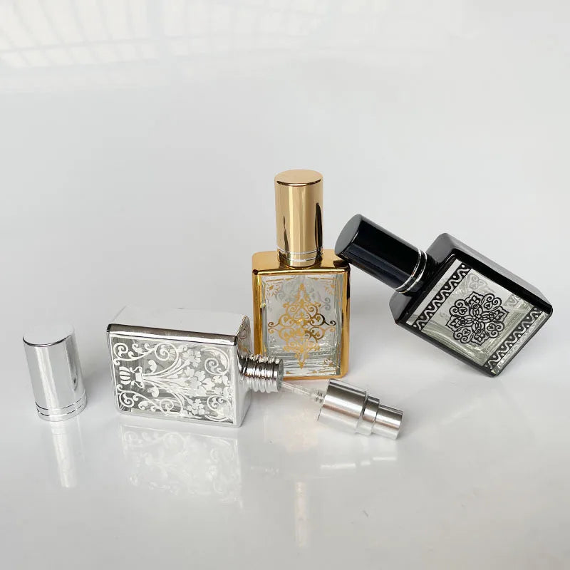 Hot Stamping Gold Frosted Glass Perfume Glass Perfume Bottle 15ml square Glass Bottle with Golden Sprayer Fine Mist