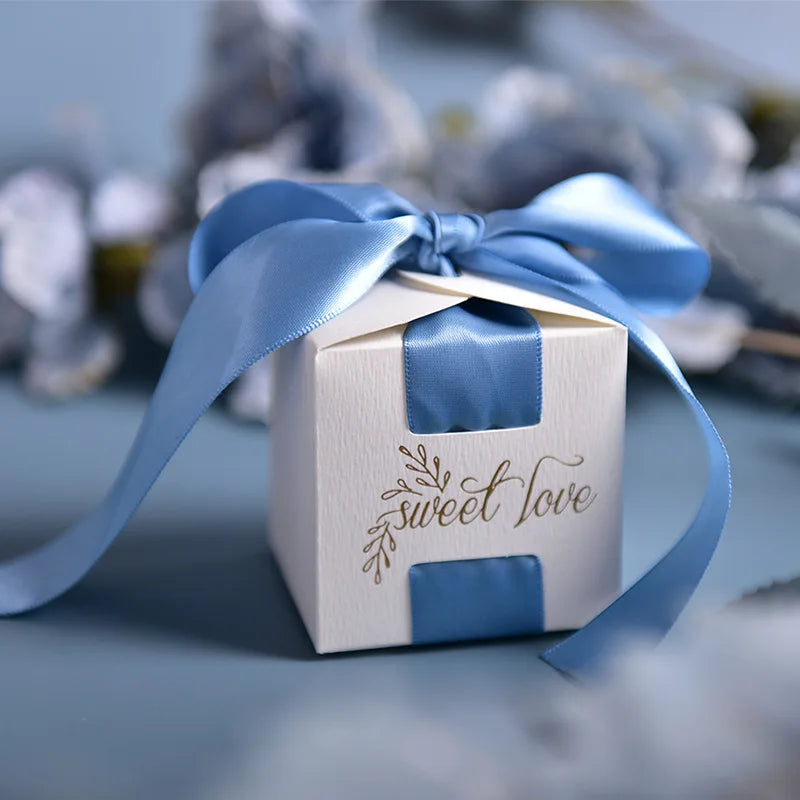 Square Wedding Baby Shower Birthday Parties Packing Box Small Candy Favor Box With Ribbon Gift Paper Box