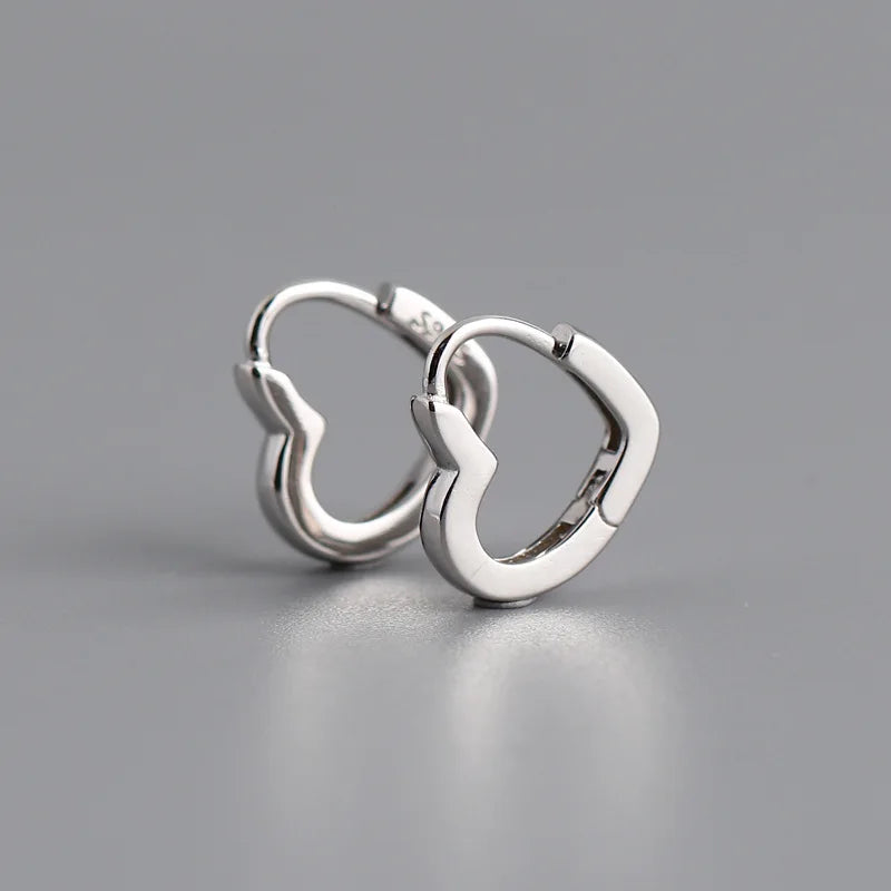 Factory Price Sweet and Pretty Heart Huggie Earrings 925 Sterling Silver  18K Gold Small Heart Hoops Earrings