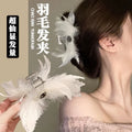 IVANHOE New Hot Fashion Irregular Feather Hair Claw Hair Accessories Black Women Oversize Plush Hair Clip Clamps Winter Hairpins