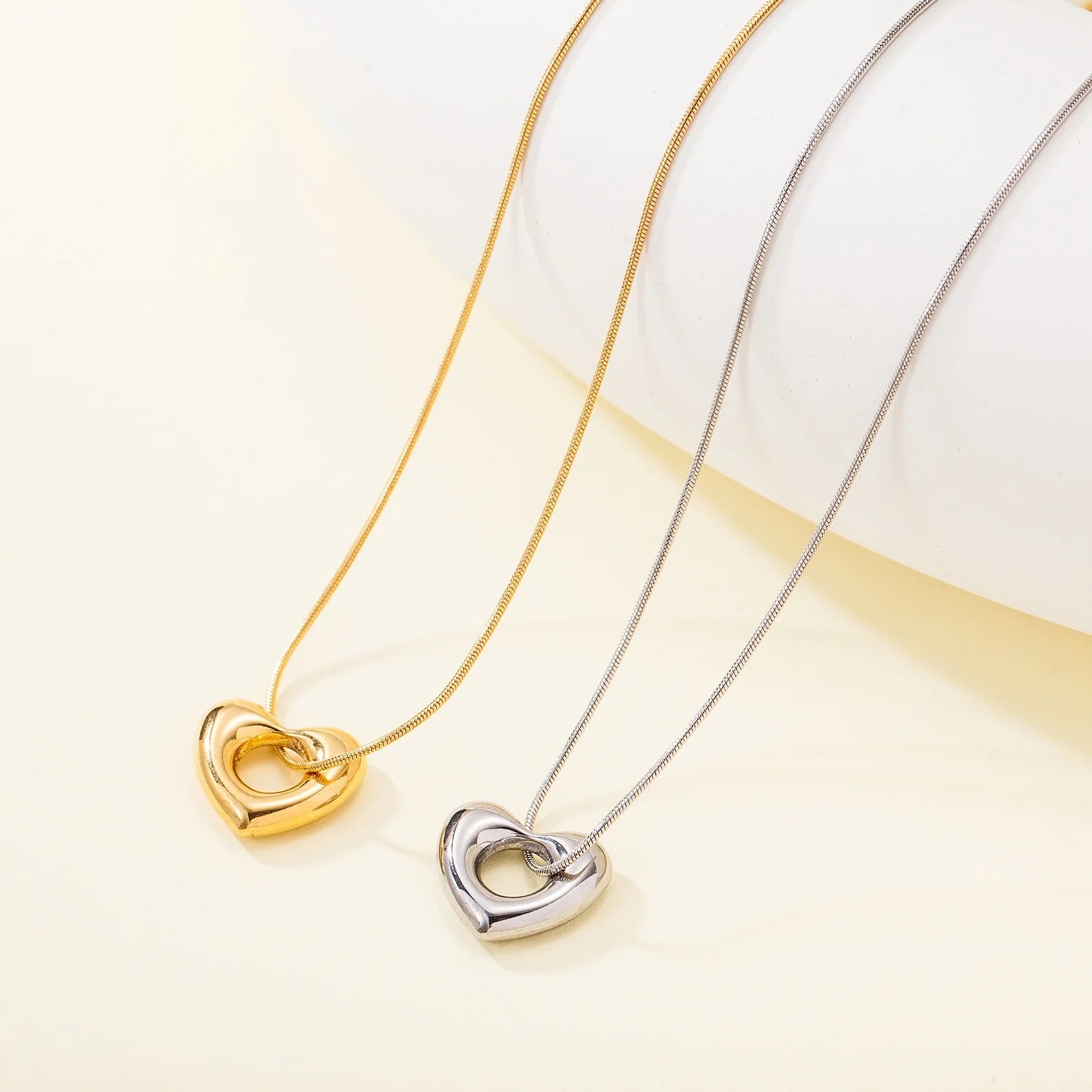 Wholesale Various Women Stainless Steel Jewelry 40cm Gold Plated Snake Chain Choker Necklace Hollow Heart Charm Pendant Necklace