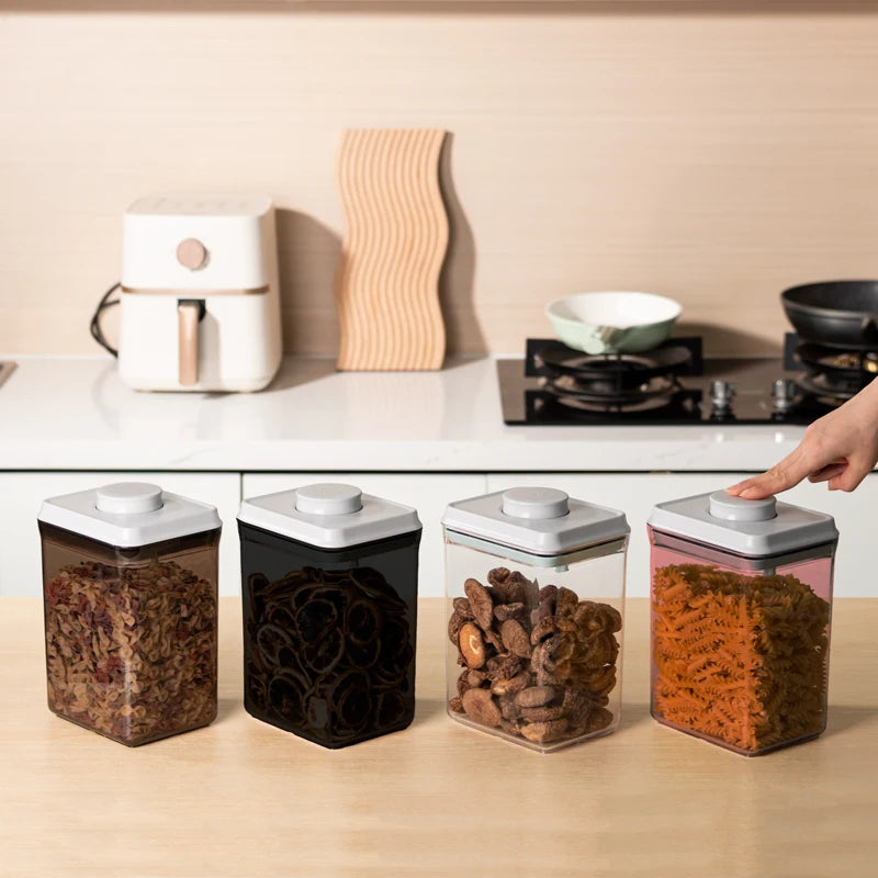 Wholesale Plastic Jar Fridge Pantry Organizer Kitchen Storage Boxes & Bins Stackable Airtight Food Storage Container with Lids