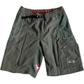 YUCHEN Custom Solid Pattern Loose Baggy Oversized Bermuda Cargo Shorts with Belt Made of Durable Polyester Utility