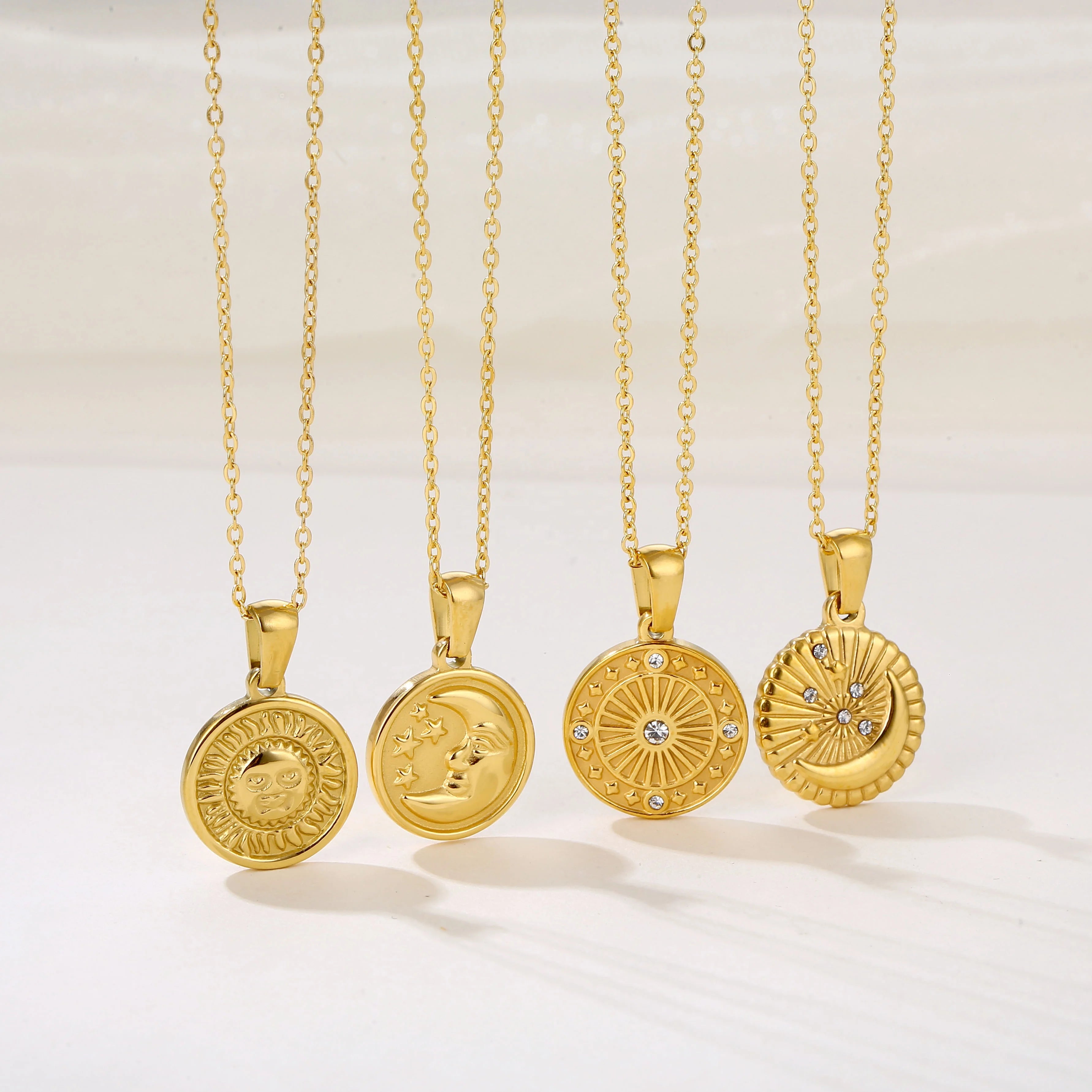 Wholesale Custom 18k Gold Plated Stainless Steel Personalized Engraved Vintage Micro Zircon Retro Sun Moon Pendant Necklace