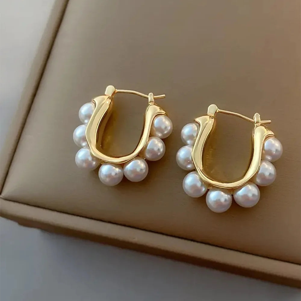 Vintage Gold Plated U Shape Huggie Earrings Simple Faux Pearl Geometric Design Elegant for Weddings Parties Engagements Unisex